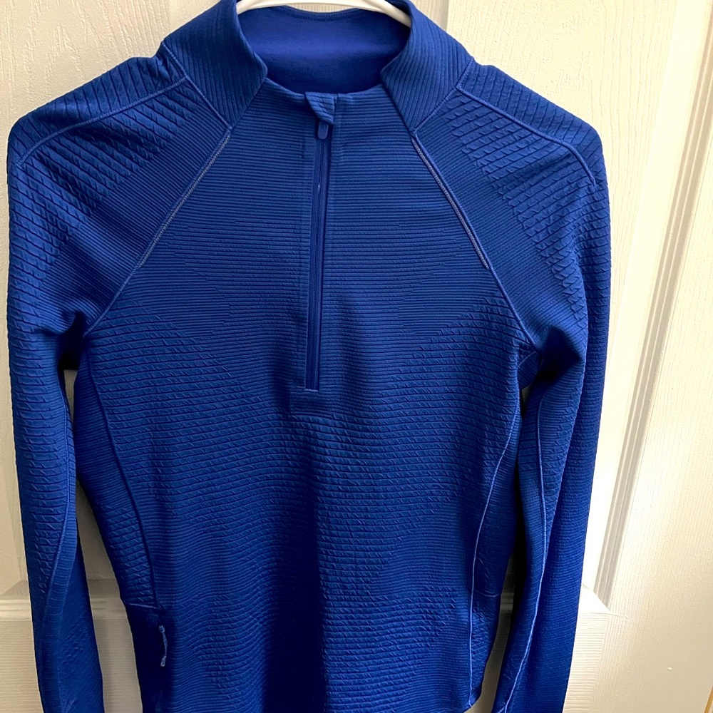 Lululemon Ventscape Long Sleeve Half Zip